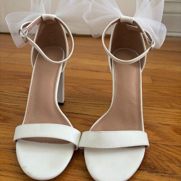 White Block Heels with Tulle Bows – Size 36 - Picture 1 of 8